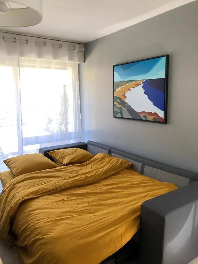 Apartment Appartement Renove En Duplex A Proximite Du Centre Le Palais